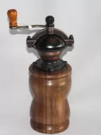 Short Pepper or Salt Grinder