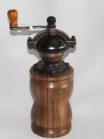 Short Pepper or Salt Grinder